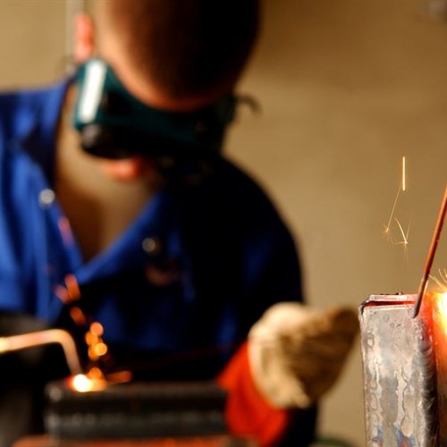 image of an apprentice welder